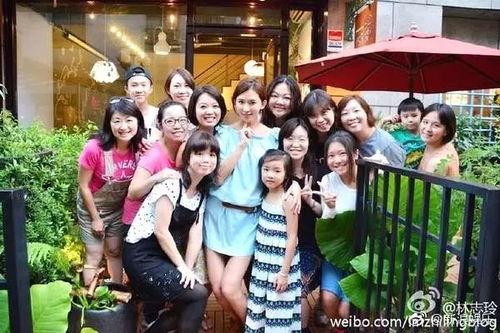 女生聚会爆料视频下载,揭秘校园生活幕后故事  第1张